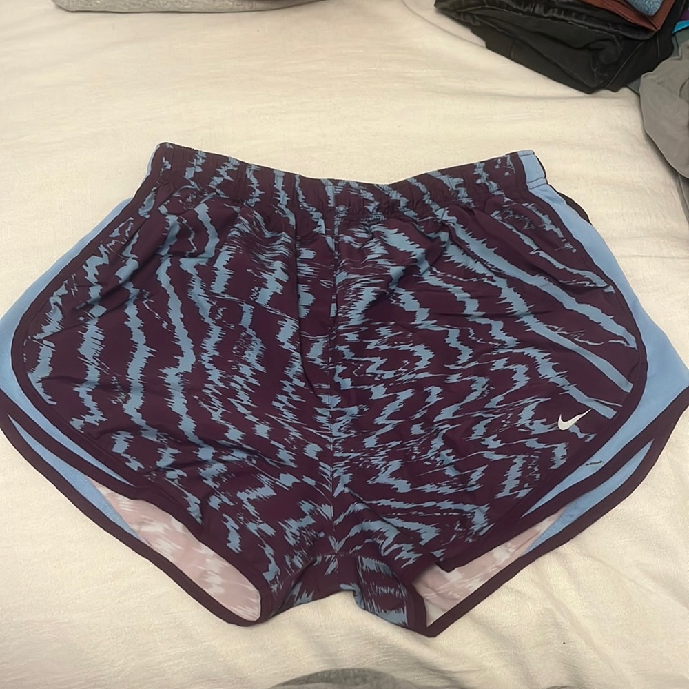 Nike women’s running shorts